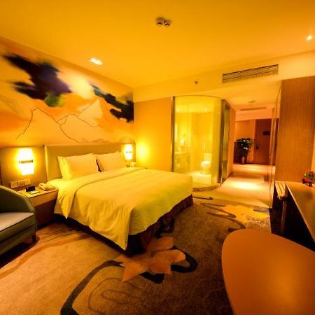Holiday Inn Express Lhasa Potala Palace, an IHG Hotel Bagian luar foto